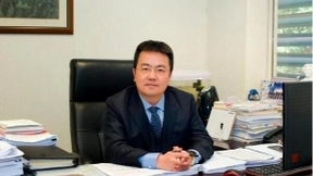 长飞总裁庄丹​新年献词：凝心聚力 乘风破浪 共创未来