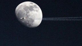 俄载人登月计划披露：宇航员首次登月预定2030年