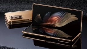 心系天下三星W21 5G 演绎经典“对称之美”