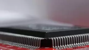 高光下的阴影：汽车也被芯片卡脖