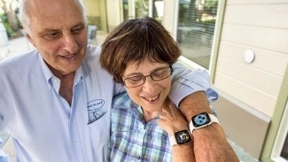 比起智能家居，“家人共享”是苹果更务实的武器