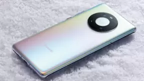 报告：2020年全球智能手机出货量下降8.8% 5G手机出货量达3亿部