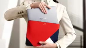 华为发布全面屏性能轻薄本MateBook 13：智慧办公新体验