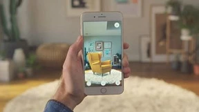 AR为新能源汽车带来变革，微美全息AR+AI技术将成为车载智能化的全面载体