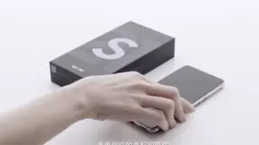 三星确认后续机型将逐步移除标配的充电头