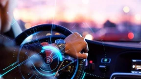 汽车智能座舱需求激增，微美全息计划推出车载应用HoloAR-HUD