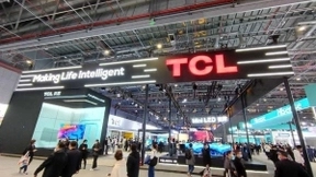 TCL官宣成为EDG合作伙伴，推出游戏智屏 C9