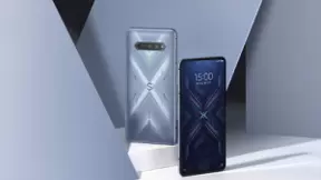 120W+4500mAh极速闪充，黑鲨4系列消除玩家电量焦虑