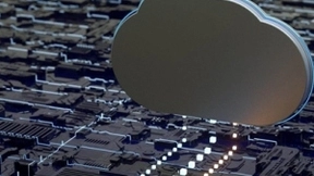 拥挤的云赛道，运营商开始加速