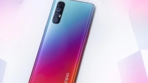 OPPO Reno5 Pro+英雄联盟限定版：加送手办