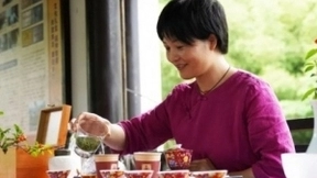 抖音非遗大师为女儿准备嫁妆，婚礼上的宝贝价值连城