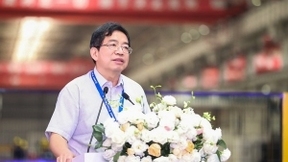 三一重工携手中国电信、华为点亮装备制造业首个5G全连接工厂，加速迈进工业4.0