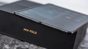 折叠屏手机迎来新突破 UTG成升级必选项