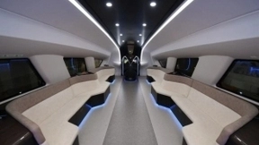 全球首列时速600公里高速磁悬浮列车搭载 BOE（京东方）智慧视窗解决方案