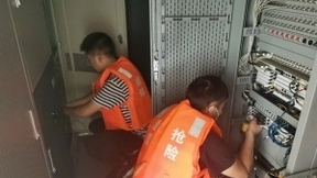 湖北多地遭遇极端强降雨天气 湖北移动众志成城奋力抢险保通信