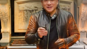 黄仁勋AI虚拟人“真假难辨”,微美全息裸眼光场视觉打造数字发布会应用