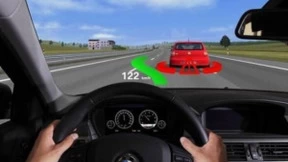 自动驾驶AR-HUD需求快速激增，微美全息开发车载应用产品快速抢占市场