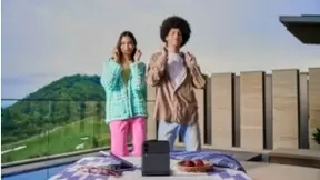 售价更亲民，升级更全面，三星ZFlip3折叠屏手机再引潮流