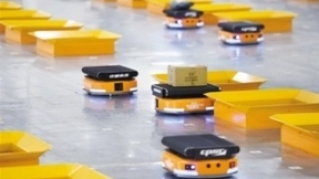 服务机器人热潮涌动 商业场景模式即将重塑