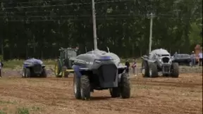 5G+无人智慧农机首次现身密云陈各庄农田