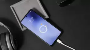 iQOO Neo5在薇娅直播间的销量亮眼，不愧是2500价位段机皇