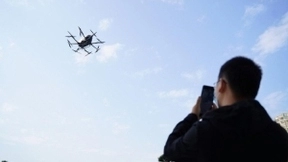 第二届“清华大学国强研究院杯”全球人工智能与机器人双创大赛颁奖