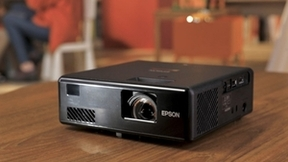 与众不同的激光投影仪推荐，这款小钢炮值得考虑