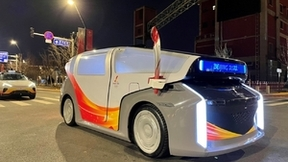 冬奥史上最特殊火炬手：无人车火炬手首次上线