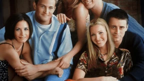 华为视频正式上线宝藏美剧《老友记》，带你回顾经典全十季