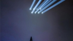 全网最高：光峰科技将“冰墩墩”送上3000米高空