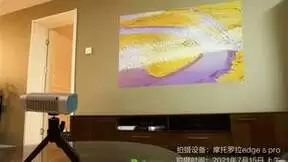 比手机还小，联想天骄智能投影仪T200发布