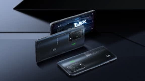 全系标配磁动力升降肩键，黑鲨5系列2799起