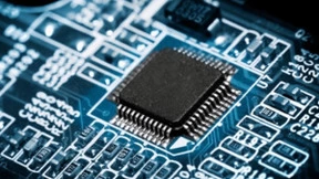 奔驰、特斯拉、毫末智行们的自动驾驶使命：不止“代驾”，更为“安全”