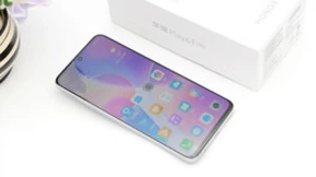 荣耀Play6T系列开箱，256GB大内存千元档实力派