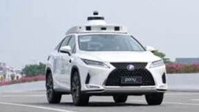 小马智行成为国内首个获得出租车经营许可的自动驾驶公司