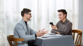 科大讯飞翻译机怎么样？讯飞双屏翻译机让工作生活更容“译”