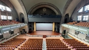 清华大学111年校庆，光峰打造大礼堂激光巨幕新“视”界