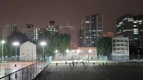 直板旗舰手机终极演化：不妥协的中兴Axon 40 Ultra