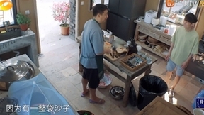 蘑菇屋喜提“新车” 容声冰箱“化身”食材守护者