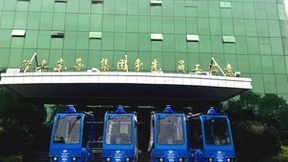 驭势科技无人物流车全天候运营助力客户生产爬坡