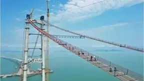 “世界海中最高猫道”极限挑战赛圆满举行，中国联通携手华为海上5G基站成功护航