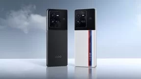 价值896元超值豪礼！抢先入iQOO 10系列明晚7点到蜜蜂惊喜社