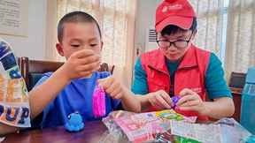 关爱留守儿童 湖北移动助建“希望家园”暑期班