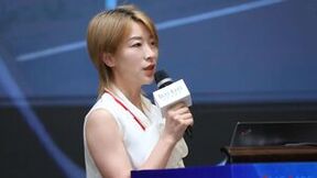未来车载HUD的最终形态，AR HUD将成为人车交互新窗口