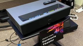 全色激光电视王者 峰米全色激光电视T1海外版在顶流激光电视大横评中荣获第一