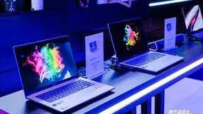 17.3英寸OLED折叠屏首入笔记本领域 华硕引领科技创新与好屏升级