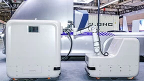 坤浪科技引领智驾新风潮，开启商用无人平板新征程