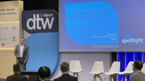 华为ADN，携手全球运营商迈向高阶自智网络