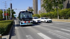 “聪明的车”晋升科技网红 安凯L4级自动驾驶公交车合肥试跑