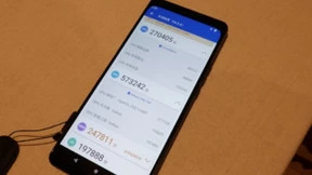 第二代骁龙8体验：性能暴涨、温度还低，这次真成了！